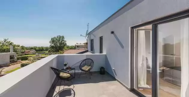 Moderne Villa Gina mit privatem Pool