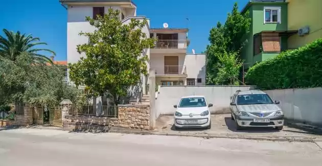 Apartment Ivan A1 with Balcony in Pula 