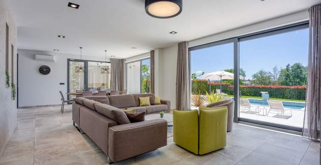 Villa Nada with Private Pool and Sauna