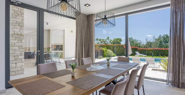 Villa Nada with Private Pool and Sauna