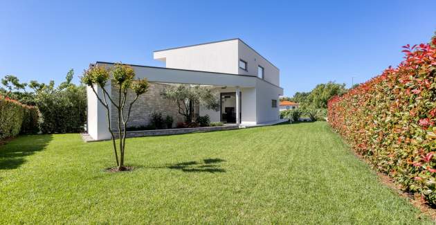 Villa Nada with Private Pool and Sauna