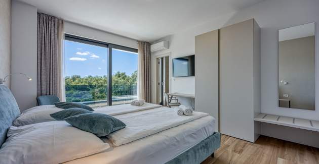 Villa Nada with Private Pool and Sauna