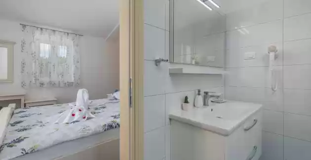 Villa Gardenia s bazenom i vrtom