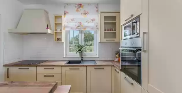 Villa Gardenia s bazenom i vrtom
