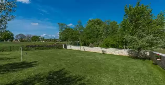 Villa Gardenia s bazenom i vrtom