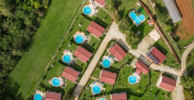 Holiday House Jelovci No.3