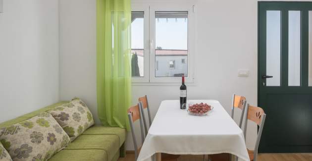 Holiday House Jelovci No.4