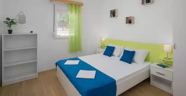 Holiday House Jelovci No.8