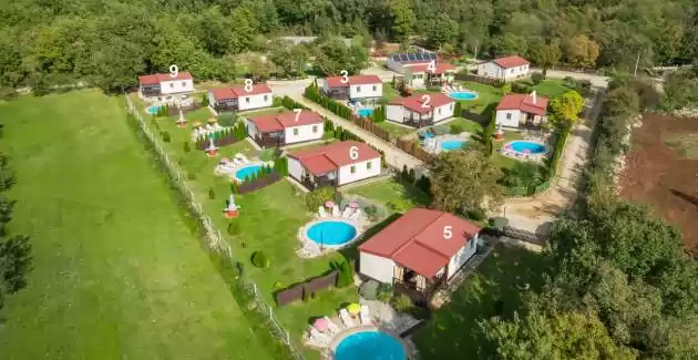 Holiday House Jelovci No.8