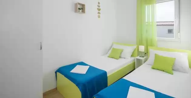 Holiday House Jelovci No.8