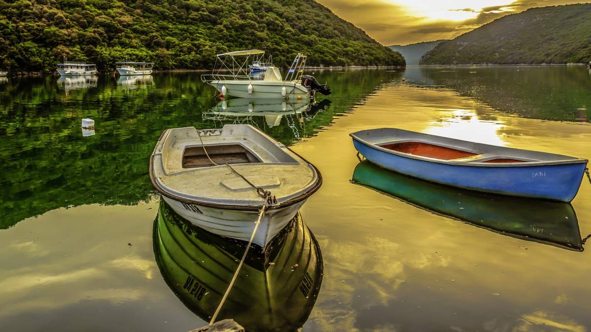 Lim Fjord Istrien in Sonnenuntergang