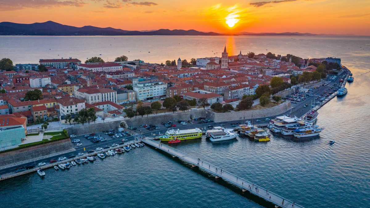 Blick auf der Altstadt Zadar