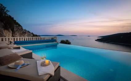 Villa Vese Vitez mit Beheiztem Pool in Vinisce