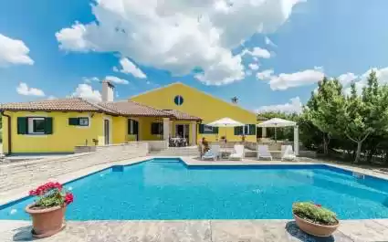 Holiday Home Ana Policnik