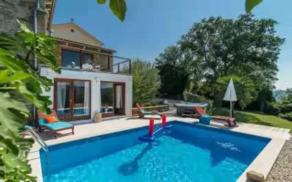 Villa Sussini with pool and jacuzzi