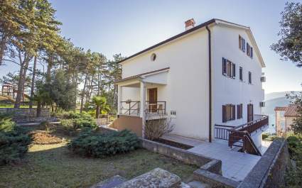 Studio-Apartment Pino Rabac A3