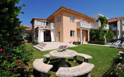 Ferienwohnung in Villa Schober