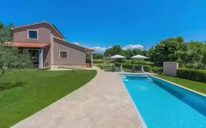 Holiday House Vita with Private Pool