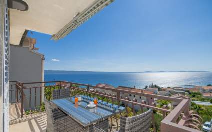 Apartment with Sea View Radeljic  A2 - Podstrana