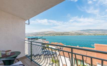 Apartments Barba Ciovo / Five Persons B2