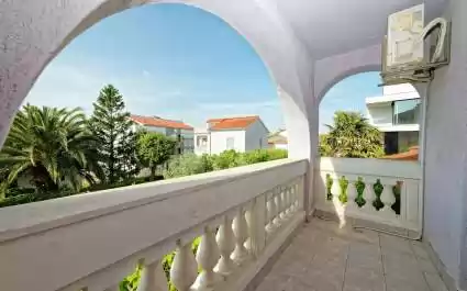 FeWo Weiß mit Balkon in Villa Udovicic - Pjescana Uvala