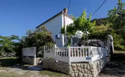 Holiday House Predrag - Island of Rab