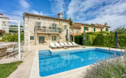  Villa Targetto mit Meerblick