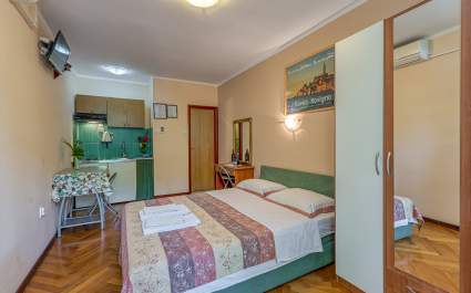 Apartments Bastovanovic / Apartment A6 - Rovinj