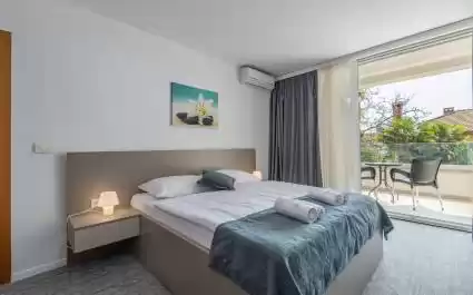 Villa Ladavac / Superior Doppelzimmer mit Balkon S4