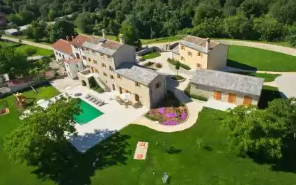 Villa Poropati, Groznjan Countryside Estate, Kids Pool, Weddings 