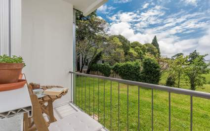 Apartment Orchis with balcony in the City Center