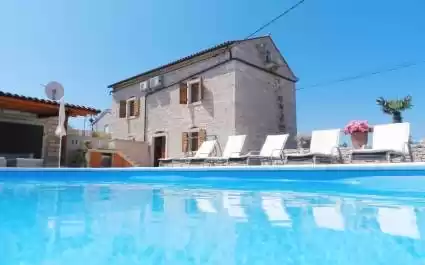 Casa Marinela