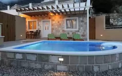 Ferienhaus Anima mit privatem Pool in Makarska