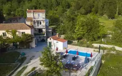 Villa Ljubini Dvori u Tučepima