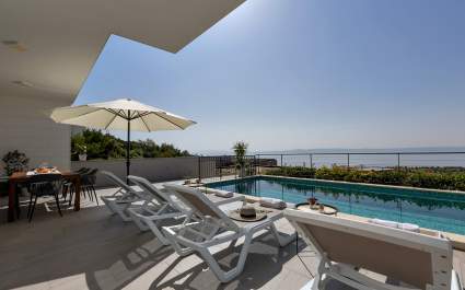  Luxury villa Mae in Makarska, basketball court