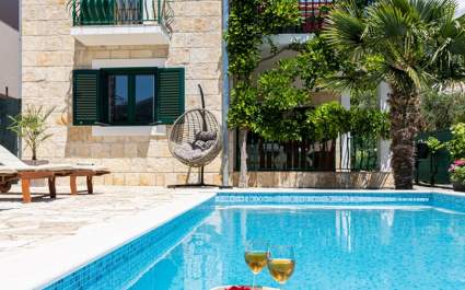 Villa Josip mit privatem Pool in Omis