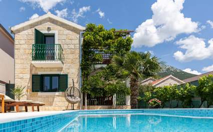 Villa Josip mit privatem Pool in Omis