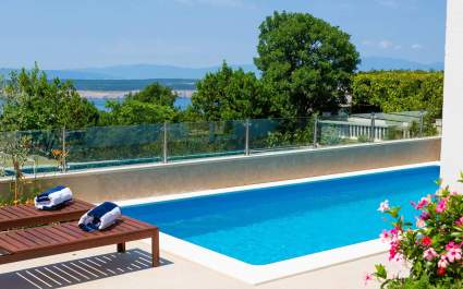 Villa Hedera with Private Pool