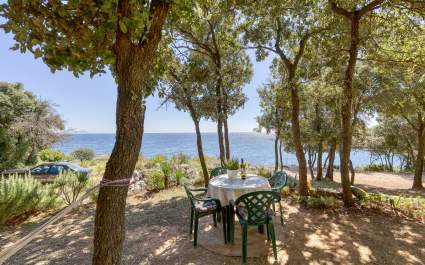 Cottage direkt am Strand von Kavran