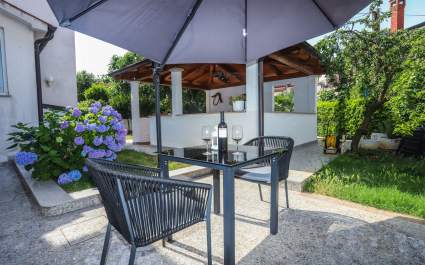 Ferienwohnung Paolo mit Terrasse