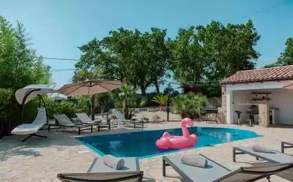 Casa Vacanze Jolly con piscina privata