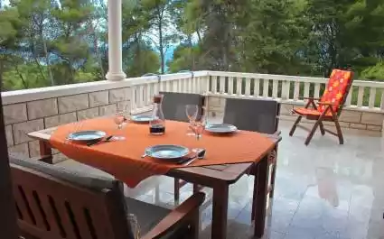 Apartments Pezzi - A1 GAJO, Supetar