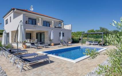 Villa Klementina with Pool and Whirlpool