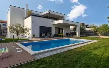 Modern App Ana with Jacuzzi and Pool