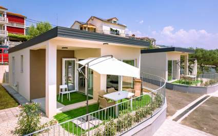 Arti Holiday House N1