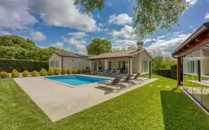 Celtis House Pool-Whirlpool-Sauna
