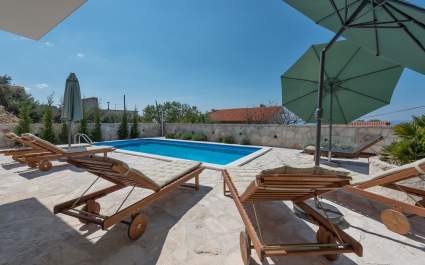 Villa Dante with sea view