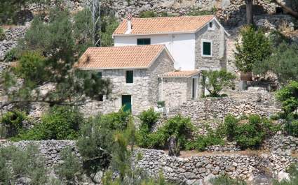 Holiday home Sweet Shelter with jacuzzi