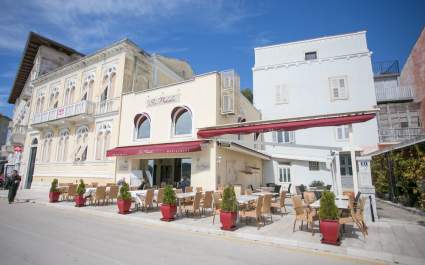 Ferienwohnung Nikola mit Meerblick auf der Porec Promenade