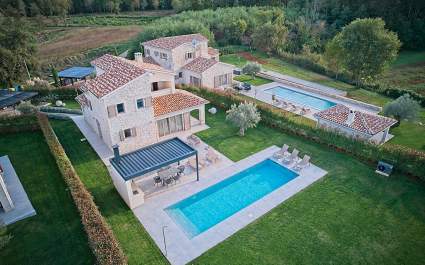Villa Oblica